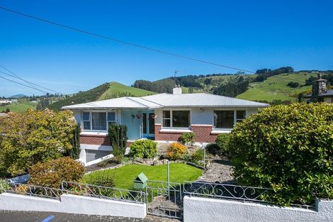 Photo of property in 35 Hocken Street, Kenmure, Dunedin, 9011