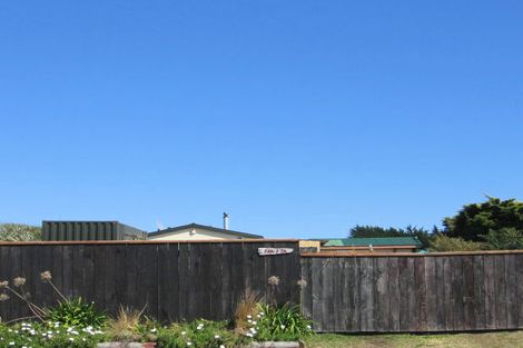 Photo of property in 30 Thomas Place, Foxton Beach, Foxton, 4815