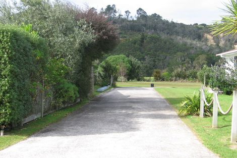 Photo of property in 5 Michelle Lane, Hahei, Whitianga, 3591