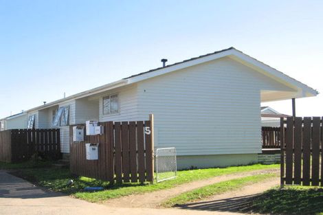 Photo of property in 5 Liddy Place, Papakura, 2110