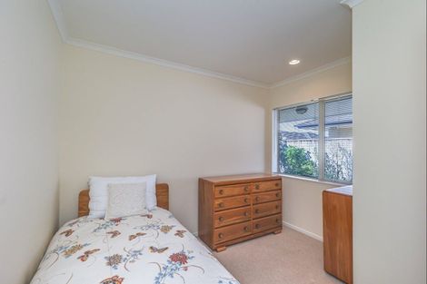 Photo of property in 66 Weraroa Road, Levin, 5510
