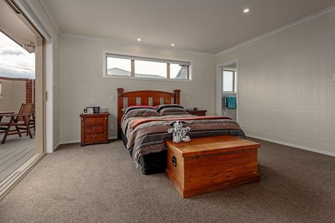 Photo of property in 8a Vernon Avenue, Takaro, Palmerston North, 4412