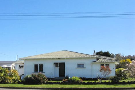 Photo of property in 7 Melville Street, Waipawa, 4210