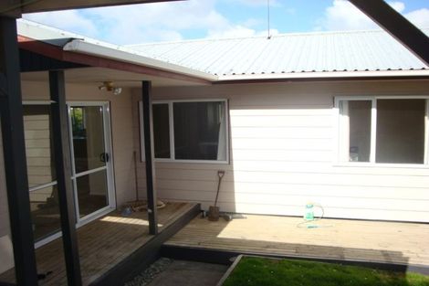 Photo of property in 1/69 Monarch Avenue, Hillcrest, Auckland, 0627