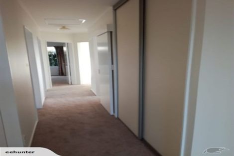 Photo of property in 6 Ashton Fitchett Drive, Brooklyn, Wellington, 6021