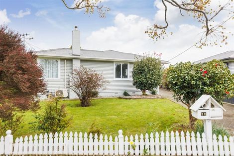 Photo of property in 10 Peters Avenue, Cloverlea, Palmerston North, 4412