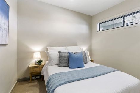 Photo of property in Atrium Towers, 8h/154 The Terrace, Wellington Central, Wellington, 6011