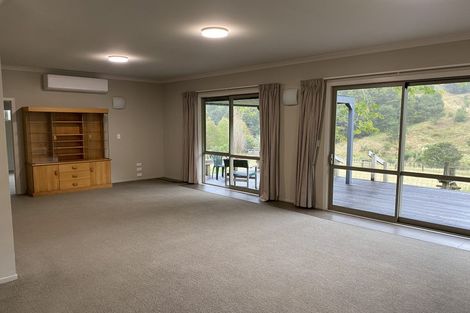 Photo of property in 122 Upper Waiwera Road, Puhoi, Silverdale, 0994