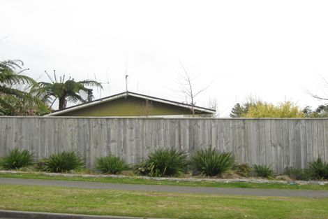 Photo of property in 106 Wairau Road, Oakura, 4314