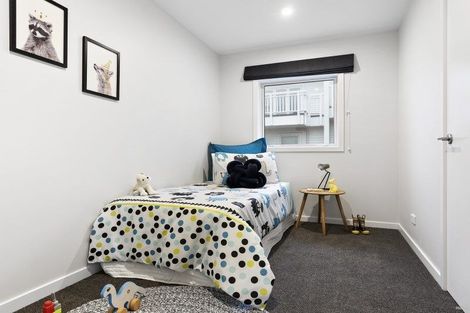 Photo of property in 56e Nicholson Road, Khandallah, Wellington, 6035