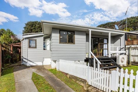 Photo of property in 11b Pump Lane, Whitby, Porirua, 5024