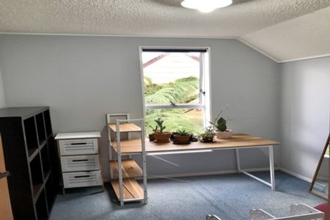 Photo of property in 15e Glen Road, Stokes Valley, Lower Hutt, 5019