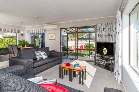 Photo of property in 2/74 Cambria Street, The Wood, Nelson, 7010