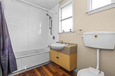 Photo of property in 22 Guildford Street, Tamatea, Napier, 4112