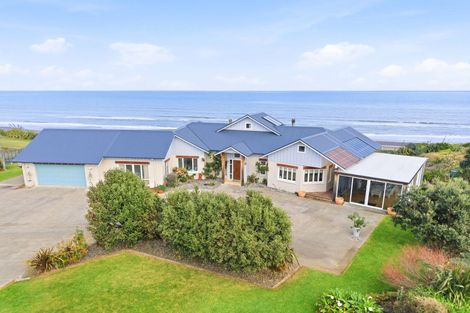 Photo of property in 37 Longbeach Drive, Castlecliff, Whanganui, 4501