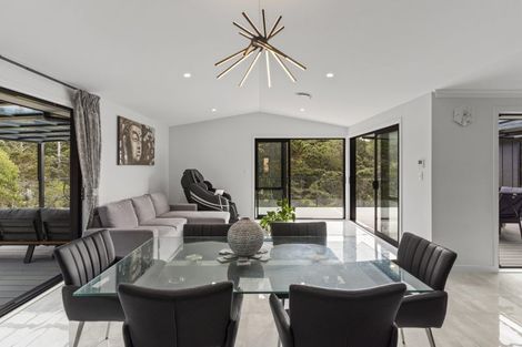 Photo of property in 52 Scott Road, Stanmore Bay, Whangaparaoa, 0932