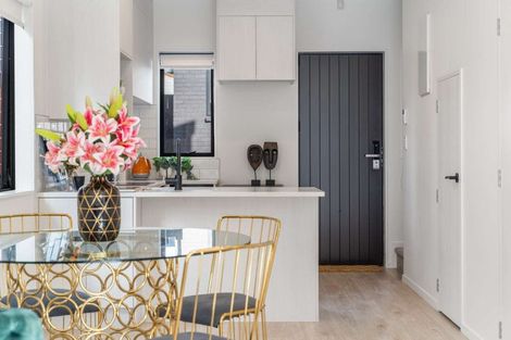 Photo of property in 21 Toanga Place, Mount Wellington, Auckland, 1062