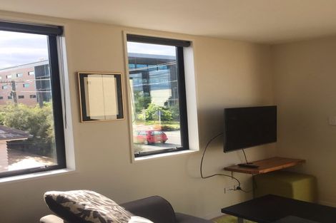 Photo of property in 33 Grove Road, Addington, Christchurch, 8024