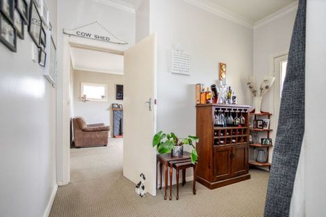Photo of property in 15 Neptune Street, Dannevirke, 4930