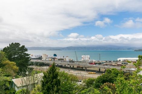 Photo of property in 22 Grosvenor Terrace, Wadestown, Wellington, 6012