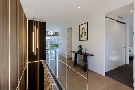 Photo of property in 9 Earnslaw Terrace, Queenstown, 9300