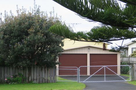 Photo of property in 98 Omaha Drive, Omaha, 0986