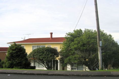 Photo of property in 112 Lincoln Park Avenue, Massey, Auckland, 0614