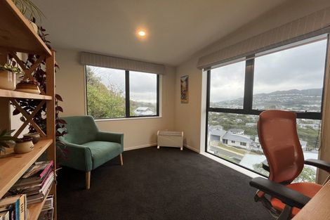 Photo of property in 2/69 Sheridan Terrace, Johnsonville, Wellington, 6037
