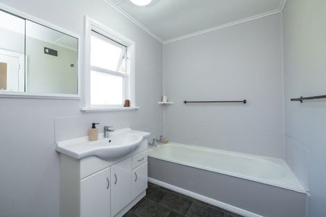 Photo of property in 37 Hillcrest Street, Solway, Masterton, 5810