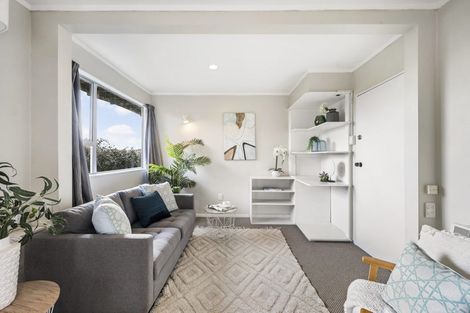 Photo of property in 3 Clementine Way, Crofton Downs, Wellington, 6035