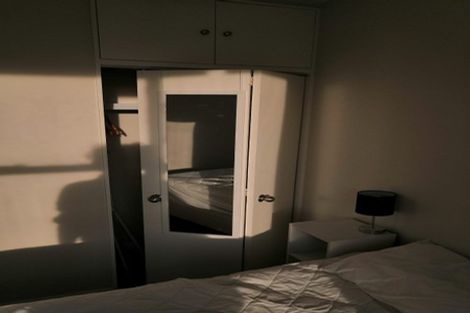 Photo of property in Terrace Tower Apartments, 10e/126 The Terrace, Wellington Central, Wellington, 6011