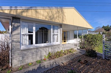 Photo of property in 2/20 Arlington Street, Burnside, Christchurch, 8053