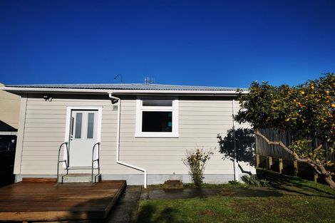 Photo of property in 2 Church Place, Whanganui, 4500