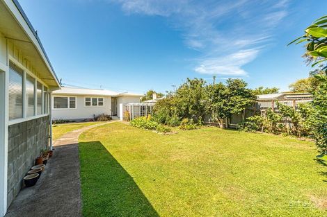 Photo of property in 26 Selwyn Crescent, College Estate, Whanganui, 4500