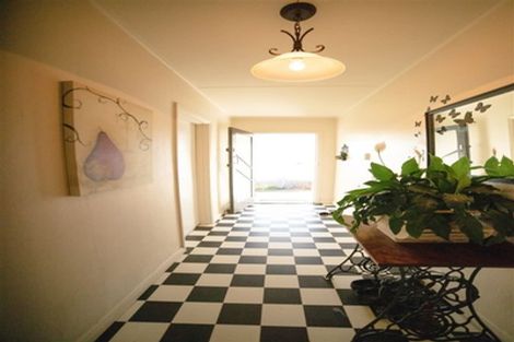 Photo of property in 1 Swan Street, Taihape, 4720