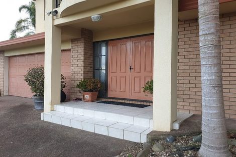 Photo of property in 14 San Domingo Rise, Henderson, Auckland, 0612