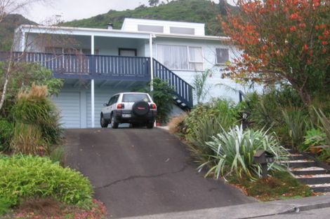 Photo of property in 15 Amokura Street, Waikanae, 5036