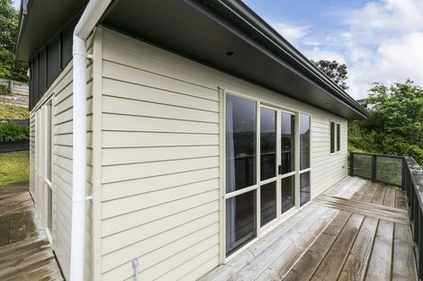 Photo of property in 16b Buccaneer Place, Grenada Village, Wellington, 6037