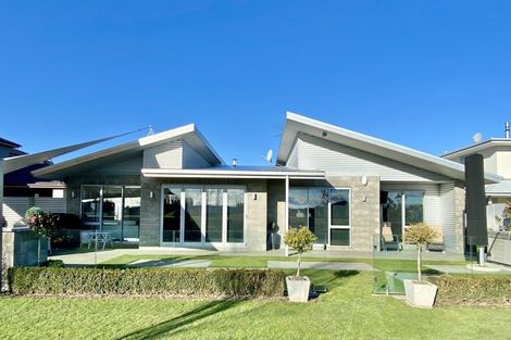 Photo of property in 53 Ludlow Drive, Huntingdon, Ashburton, 7774