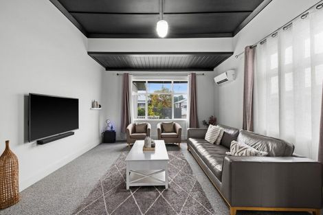 Photo of property in 79 Nelson Crescent, Napier South, Napier, 4110