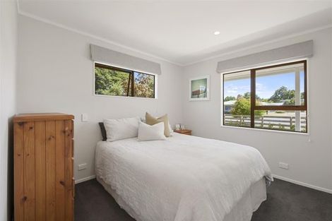 Photo of property in 10 Antonia Place, Kinloch, Taupo, 3377