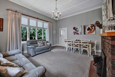 Photo of property in 2 Morrissey Street, Hawera, 4610