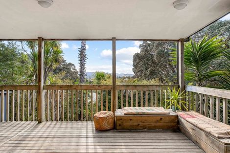 Photo of property in 15a Mount Avenue, Pauanui, Hikuai, 3579