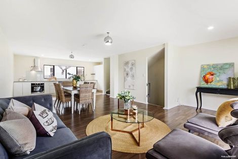 Photo of property in Krisley Court, 10/6 Ambrico Place, New Lynn, Auckland, 0600