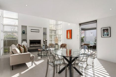 Photo of property in 3 Church Lane, Merivale, Christchurch, 8014