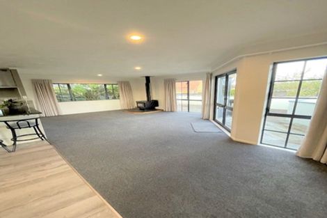 Photo of property in 17 Tokay Place, Huapai, Kumeu, 0810