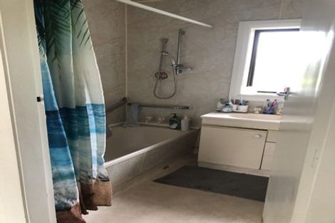 Photo of property in 128 Centennial Avenue, Helensburgh, Dunedin, 9010