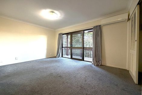 Photo of property in 52 Hiwihau Place, Glenfield, Auckland, 0629