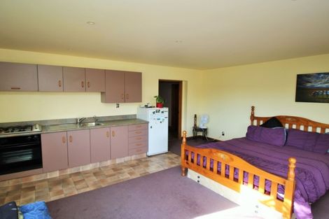 Photo of property in 12 Grove Avenue, Weston, Oamaru, 9401