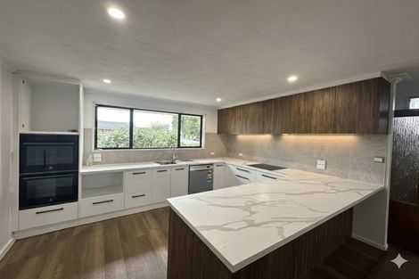 Photo of property in 1 Lakewood Drive, Burwood, Christchurch, 8083